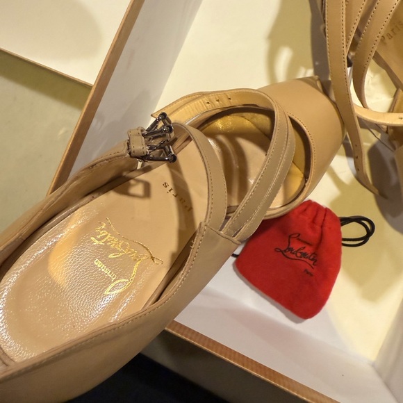 Christian Louboutin Beige Heels with Red Soles - Picture 7 of 10